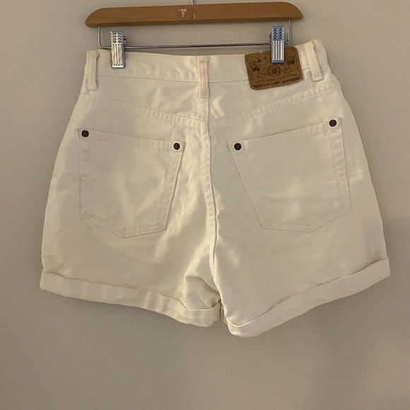 Vintage White High Waisted Shorts - Picture 2 of 6